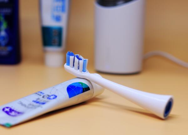 全自動(dòng)電動(dòng)牙刷怎么選 全自動(dòng)電動(dòng)牙刷選擇