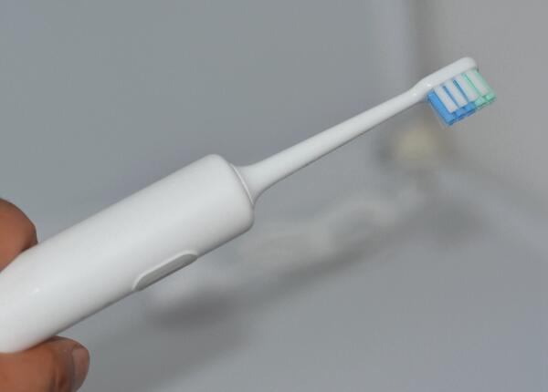 小米電動(dòng)牙刷使用正確方法 小米電動(dòng)牙刷使用正確方法