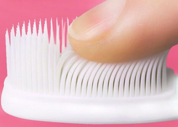 硅膠納米牙刷優勢與使用事項 硅膠納米牙刷大頭使用注意事項