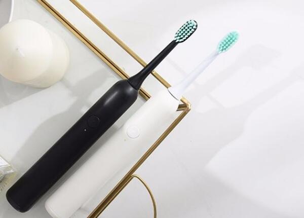 硅膠磁懸浮電動(dòng)牙刷好用嗎？這款電動(dòng)牙刷煥發(fā)你潔白笑容