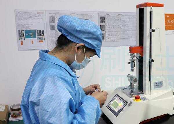 刷博士?jī)和妱?dòng)牙刷牌代加工 刷博士?jī)和妱?dòng)牙刷牌代加工